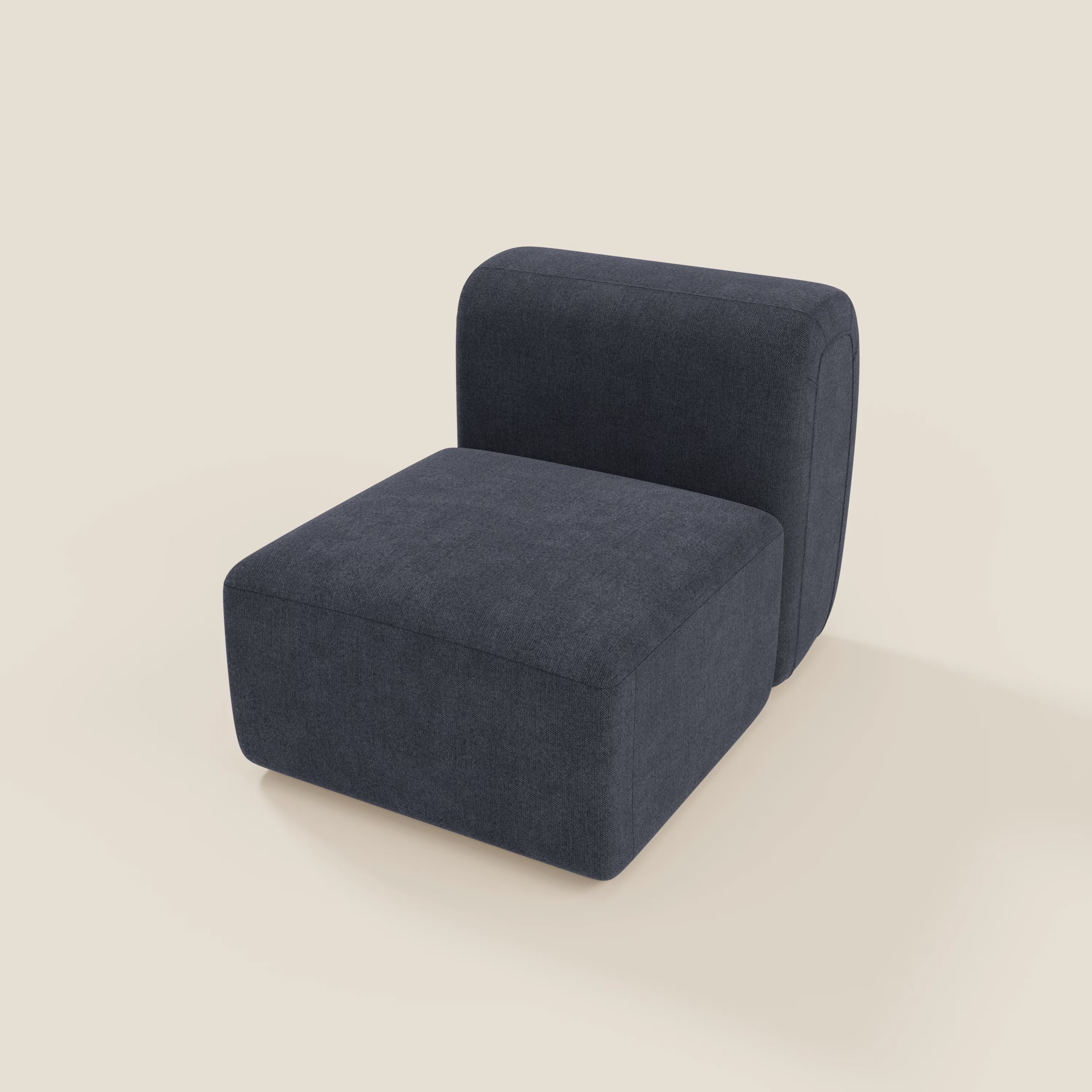 BonBon modulo centrale 70 cm di Divani.Store è una poltrona moderna e minimalista senza braccioli in tessuto smacchiabile T23 blu ardesia, con seduta bassa e rettangolare e schienale spesso e curvo per un look elegante.