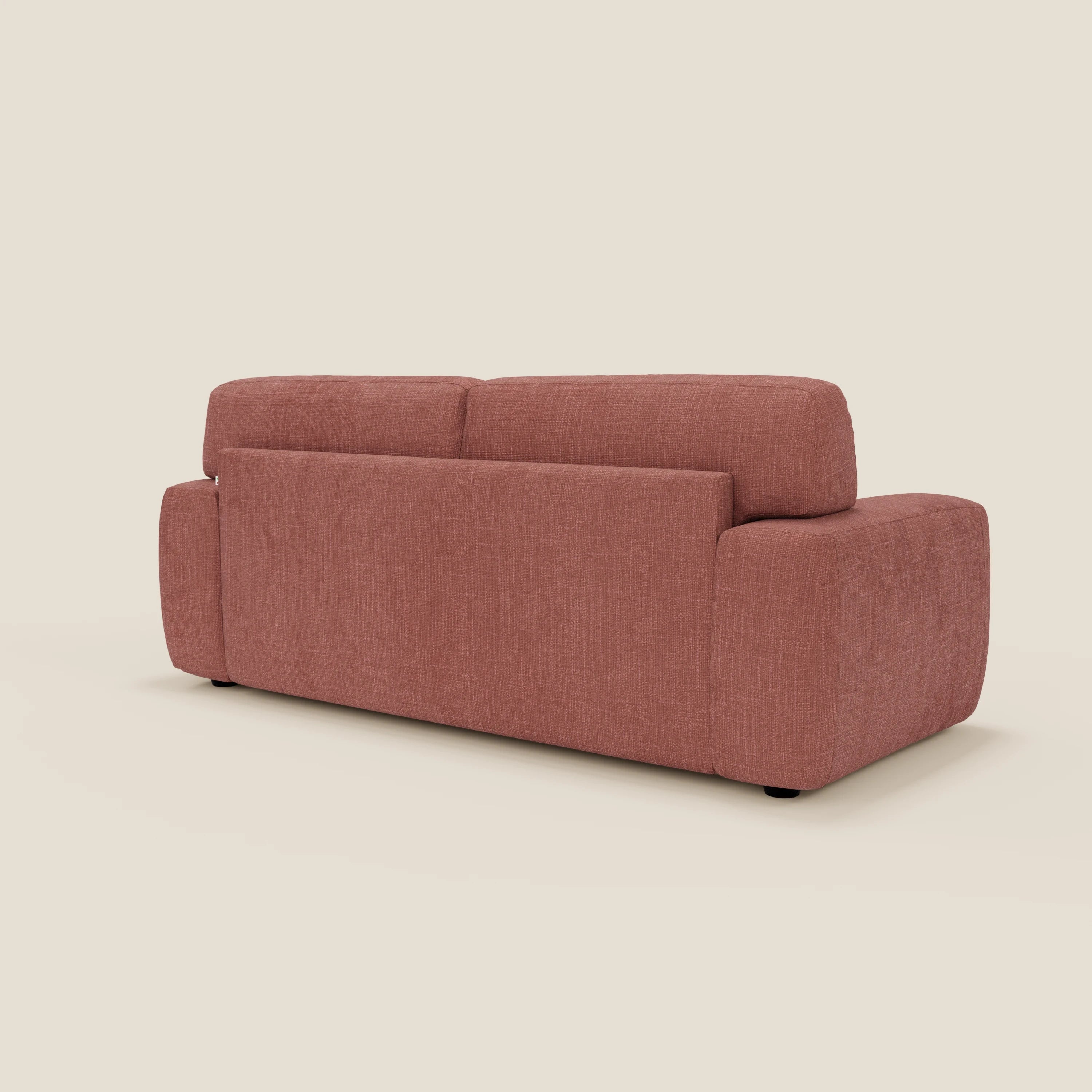 Cloud Divano letto materasso H17 cm di Divani.Store in tessuto impermeabile T06 corallo si presenta con braccioli ampi, schienale basso e una forma squadrata e minimalista con bordi morbidi e senza gambe a vista.