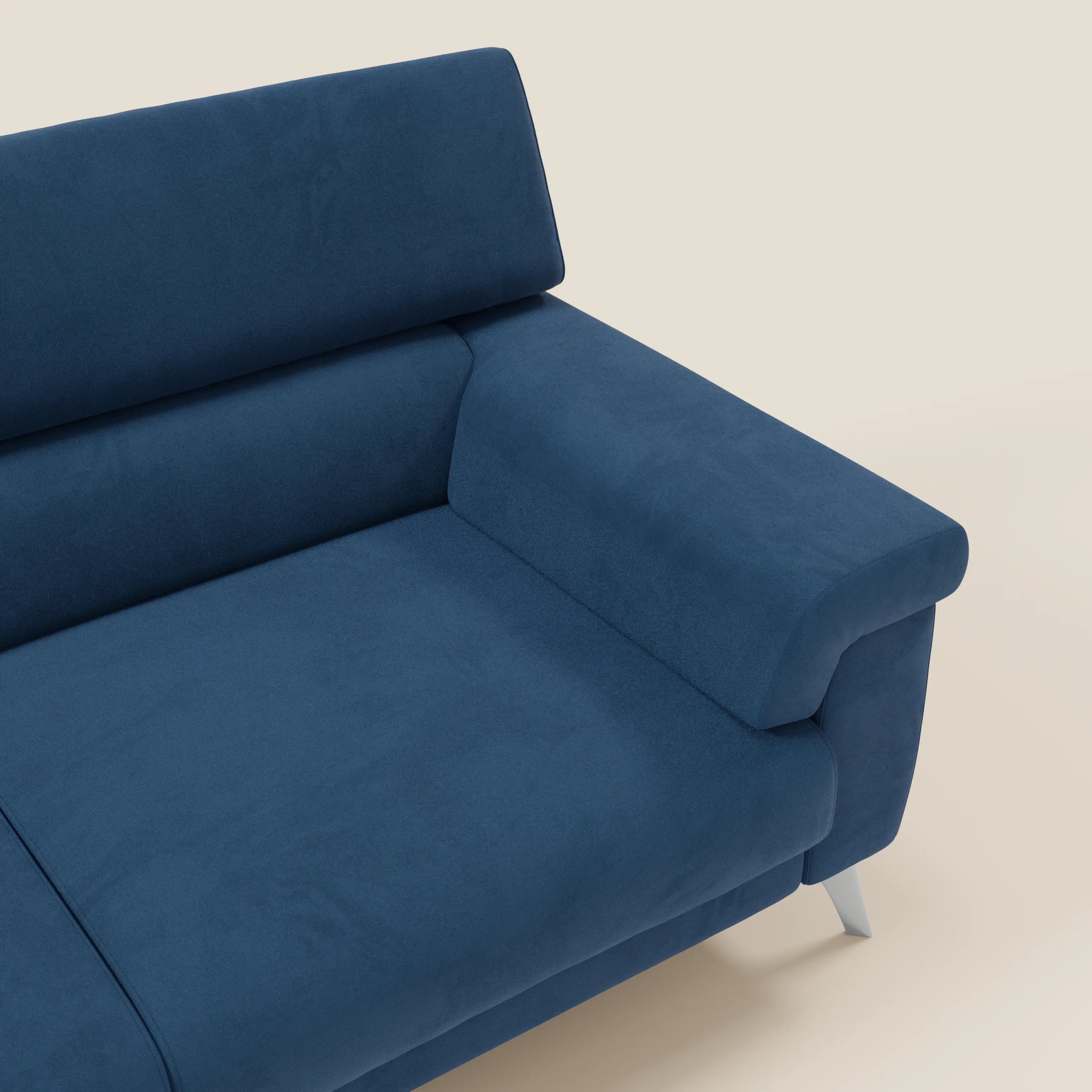 Raffaello divano con sedute allungabili e poggiatesta reclinabili in microfibra smacchiabile T11 blu